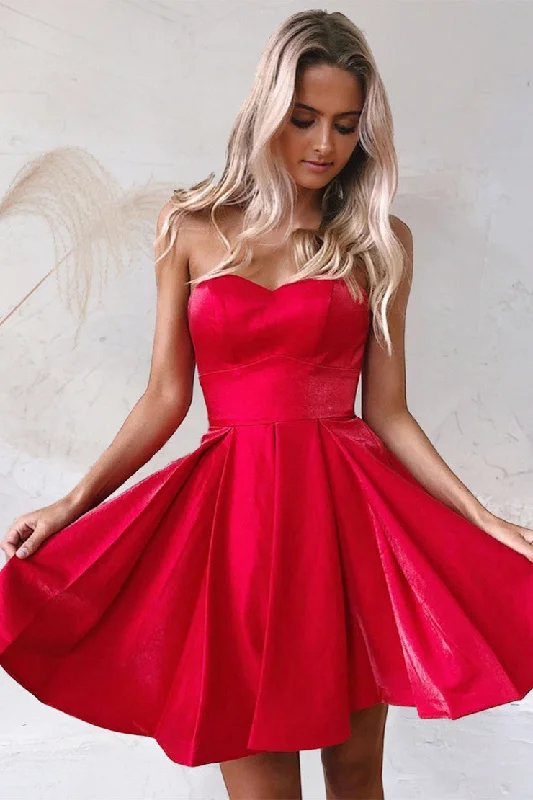 Shiny A-line Strapless Red Satin Short Homecoming Dresses