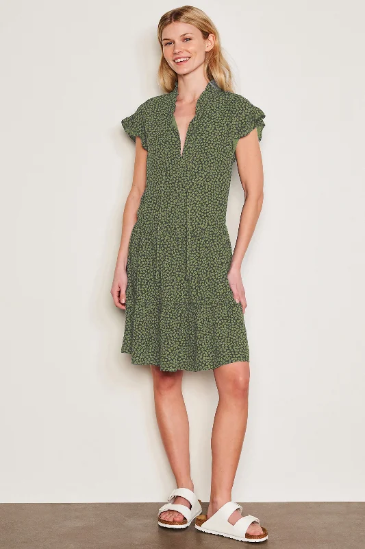 Sundry Clover Short Femme Dress in Olive