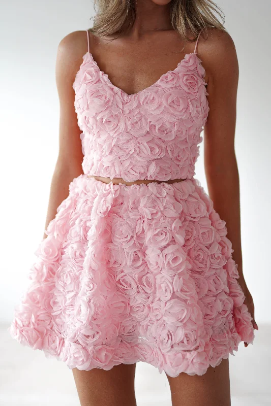 Lydia Floral-Appliqué Top & Skirt Set | Pink slim fit skirt