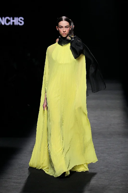 Pleated cape gown Tunics Fleece cozy