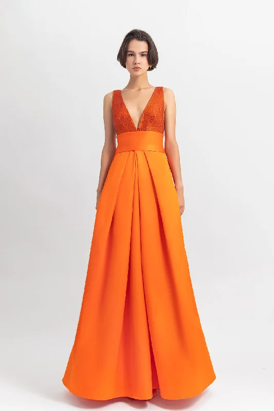Deep V-neckline satin long dress with draping details a midriff waist and an open back. Tunics Yoga stretchy Deep V-neckline satin long dress with draping details a midriff waist and an open back. Tunics Yoga stretchy
