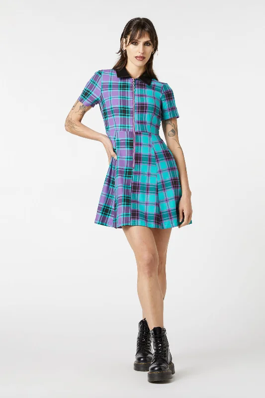 Grinning Tartan Zipper Dress Turtleneck Neckline Stylish