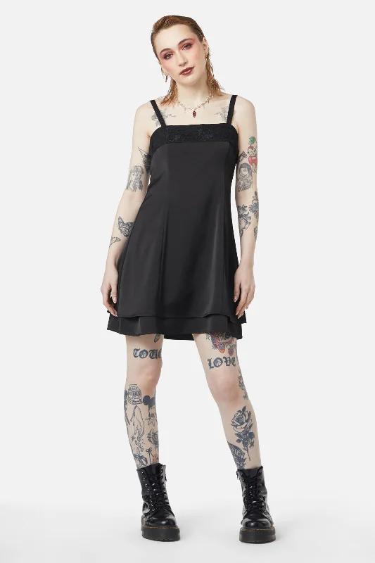 Lace Mini Satin Dress Crew Neckline Sporty