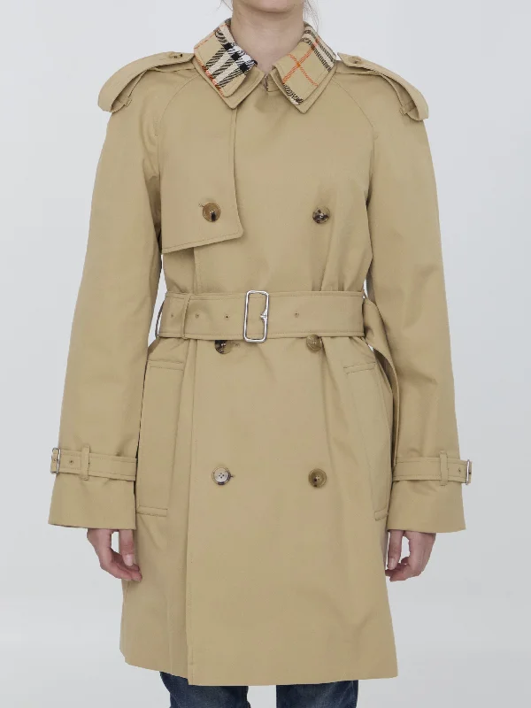 Raincoat With Check Collar Cuffed Rolled Raglan